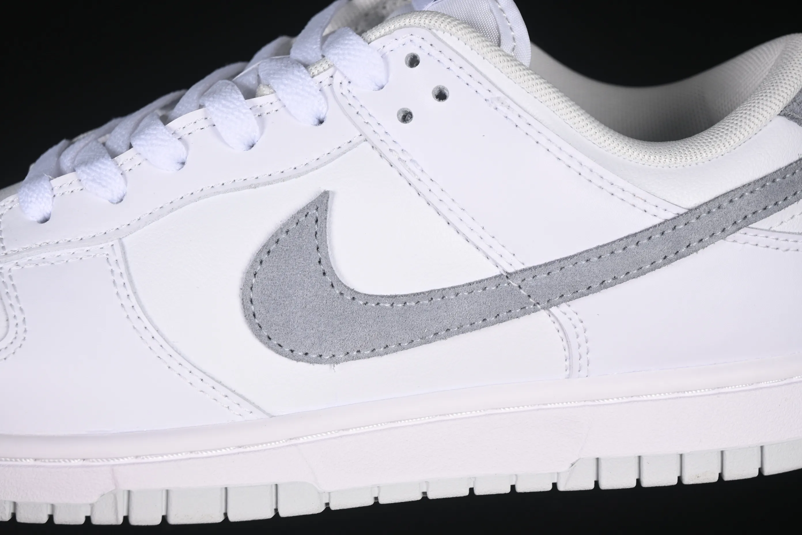 All categories Nk SB Dunk series Nk SB Dunk Low low-top sneakers Nike SB Dunk Low white gray low-top casual sneakers IH0632-141